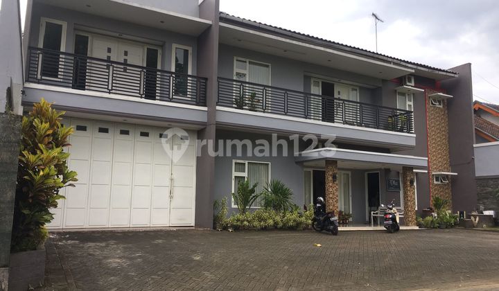 Rumah 2 Lantai Elegan Harga Lelang di Kabupaten Malang Rumah 2 Lantai Elegan Harga Lelang di Kabupaten Malang