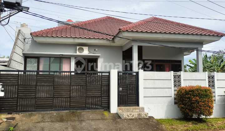 Rumah Hook Cantik Cibinong Jual Harga Lelang