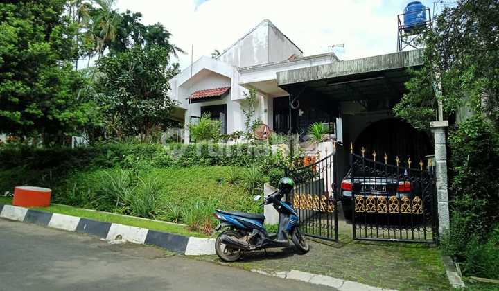 Rumah Vintage Dekat Masjid Vila Duta Bogor
