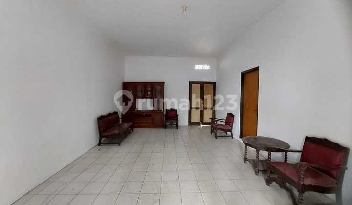 Nice House Ready to Live In City Center Near Simpang Lima 2