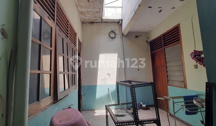Rumah Lokasi Strategis Cocok Untuk Tempat Usaha 2