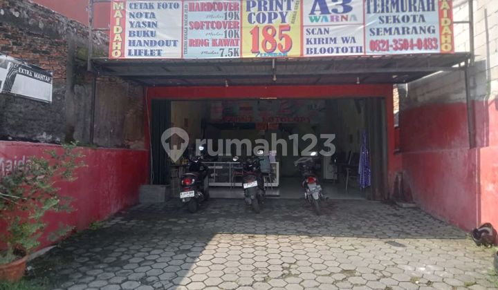 Ruko Lokasi Strategis  1