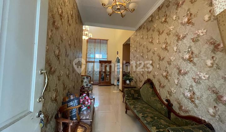 House in Good Condition in a Cluster 2