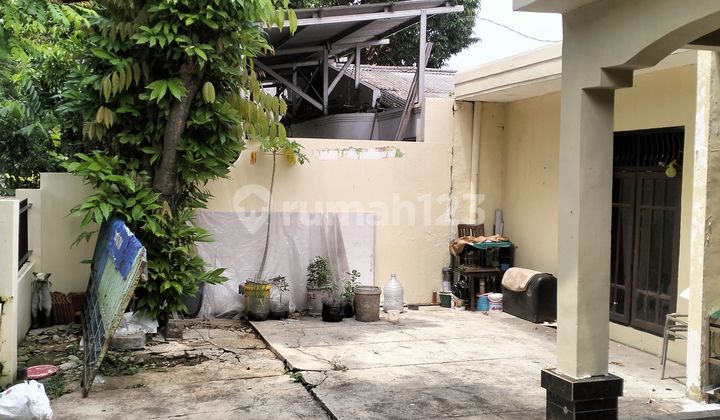 Rumah Bergaya Modern Di Ngaliyan 1