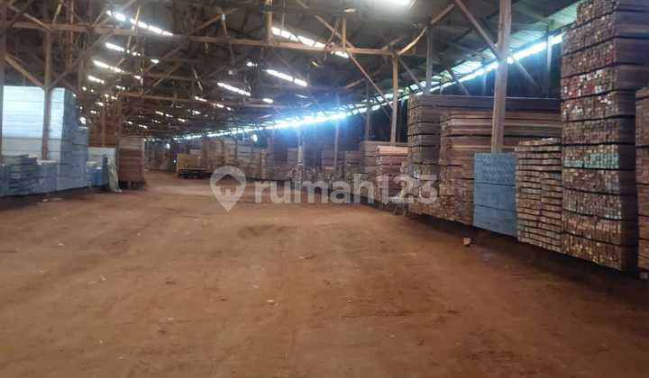 Land for Sale with Bonus Warehouse Negotiable Price Parung Bogor Land for Sale with Bonus Warehouse Negotiable Price Parung Bogor