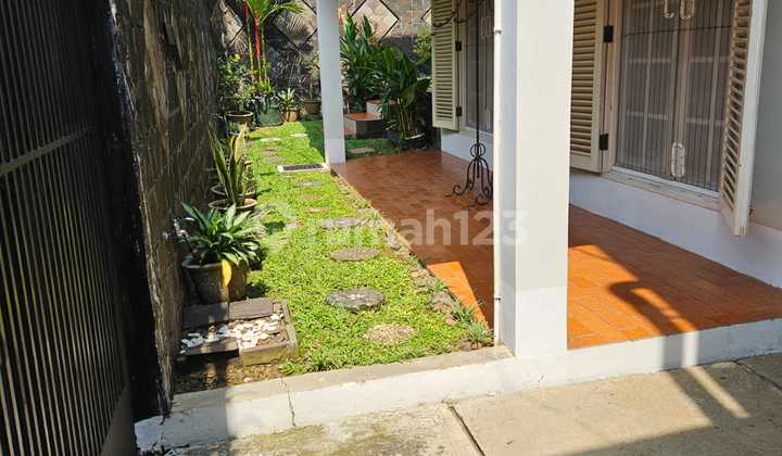 Cool Strong House, Beautiful Environment in Cinere Megapolitan, Negotiable Price 2