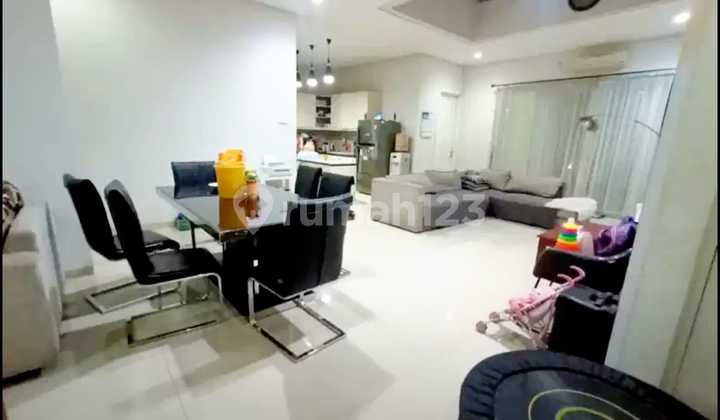 Fully Furnished! Strategic 2-Story House in Anggrek Loka BSD