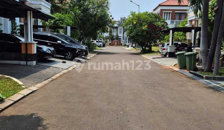 Dijual Rumah Siap Huni di Gading Parkview 2