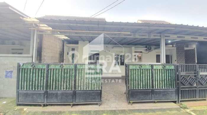Rumah SHM yang Asri& Strategis di Graha Tonjong Asri, Bogor 1
