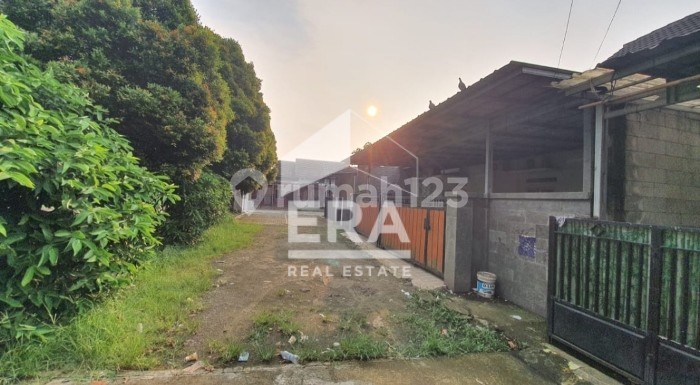 Rumah SHM yang Asri& Strategis di Graha Tonjong Asri, Bogor 2