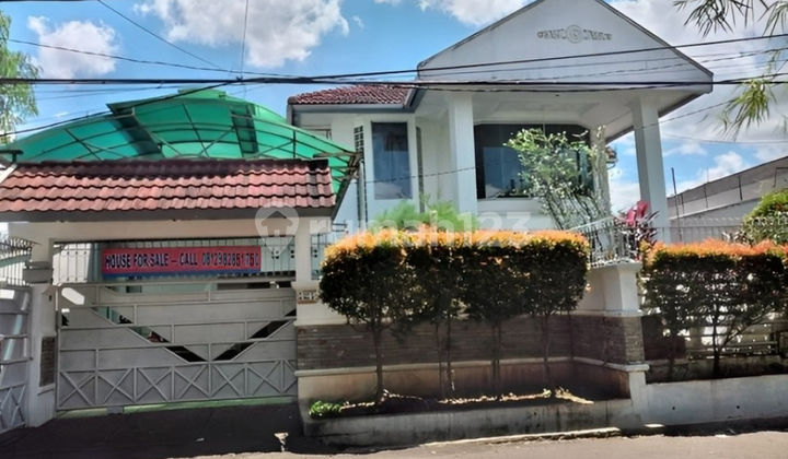 Rumah 2 Lantai SHM di Billy Moon, Pondok Kelapa, Jakarta Timur