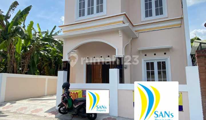 JUAL CEPAT RUMAH SIAP HUNI HANYA 1 M DEKAT KOTAGEDHE 2