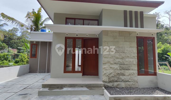 RUMAH CANTIK HANYA 300JUTAAN DEKAT ALUN-ALUN PASEBAN