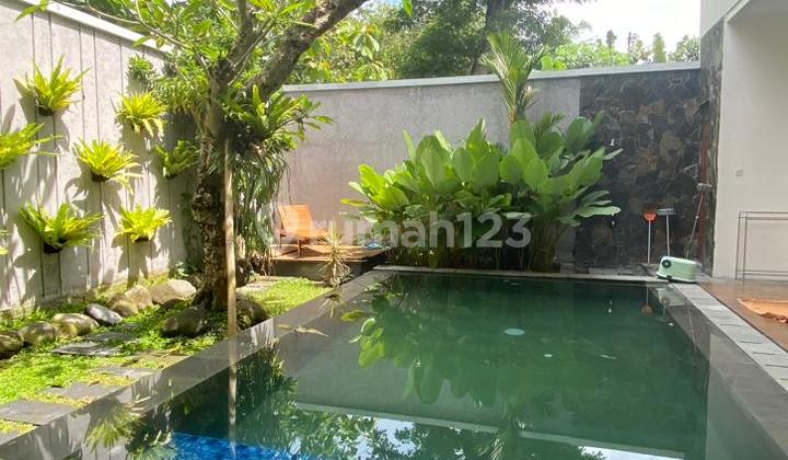 A BEAUTIFUL LUXURY VILLA FOR SALE IN A SLOW LIVING LOCATION IN YOGYAKARTA