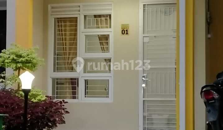 Ready-to-Inhabit House. Flood-Free. Near Trans Studio Cibubur. 2