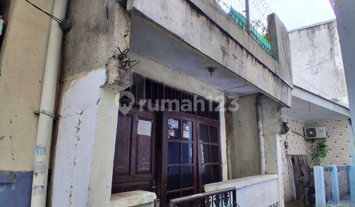 Minimalist 2-Story House in Cipinang with Access for 2 Motorcycles in the Alley 2