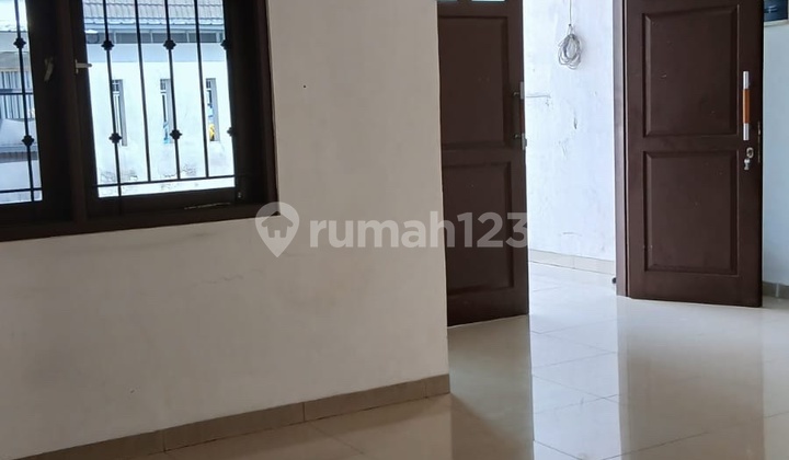 Renovated House for Rent in Sunter Hijau