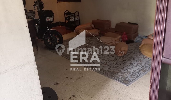 For Sale Immediately: 1.5-Story House in Cempaka Putih, Move-In Ready, Flood-Free, Strategic Location 2