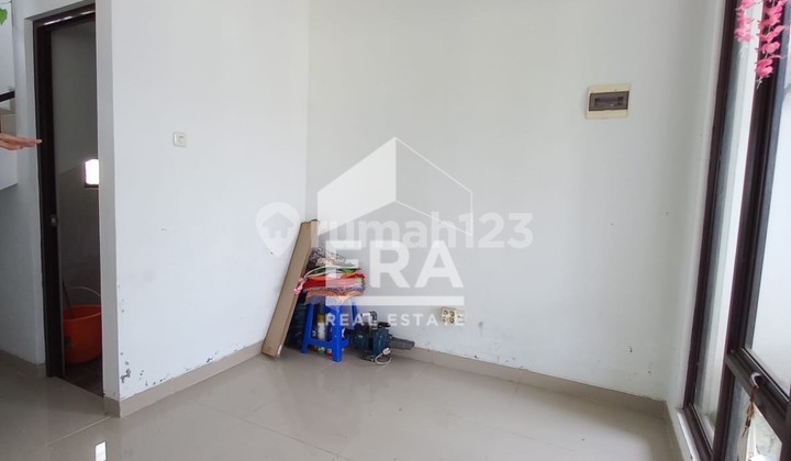 Sewa Rumah 2 Lantai Metland Transyogi Paling Murah , Siap Huni, Bebas Banjir 2