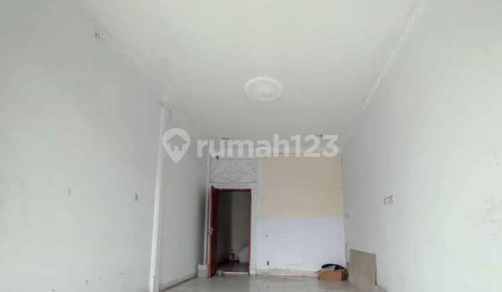 Nice 2-Floor Shop House for Rent in Warakas 2
