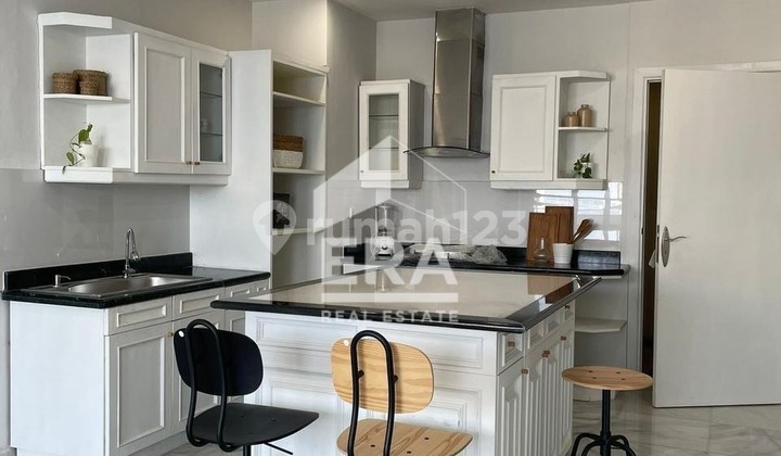 Turun Harga Sewa Apartemen Paladian Park Tower A Lantai 26 Full Furnished Sangat Bagus , Rapi, Terawat 2