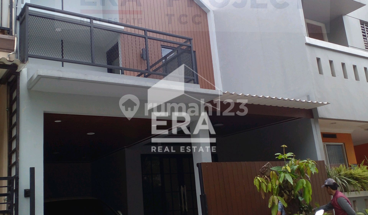 BEST DEAL! NO FLOODING!!! New 2-Story House in Tangerang City - 15 Minutes to Toll Road, a Step Away from Alam Sutera & BSD