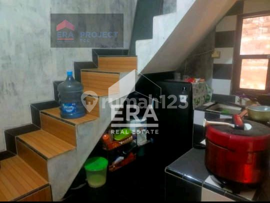 Quick Sale Drastic Price Drop!!! Still Want to Negotiate? Sure. Minimalist Two-Story House in Kembangan, West Jakarta 2