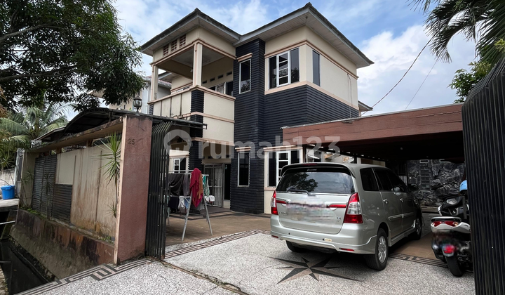 House for Sale in Central Samarinda - Juanda 6 Semi Furnished