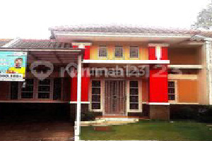 New Parahyangan City House Superb! 5 Minutes to IKEA! 2