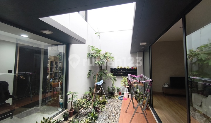 Buy a House, Get Monthly Tenants Immediately. Perfect for Those Wanting to Invest in Summarecon, Bandung. 2