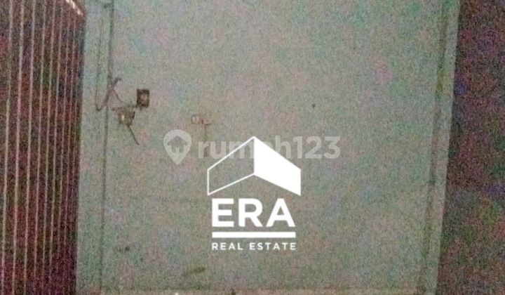 Two-Story Shop House for Rent in the Center of Samarinda City at an Affordable Price