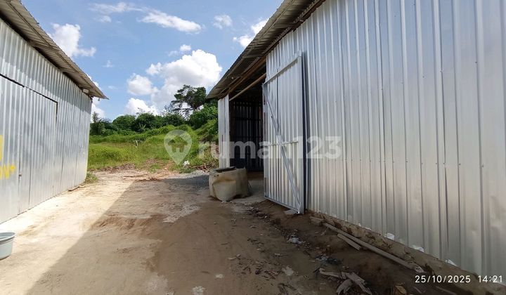 Strategic Warehouse With Affordable Price In The Center of Samarinda City