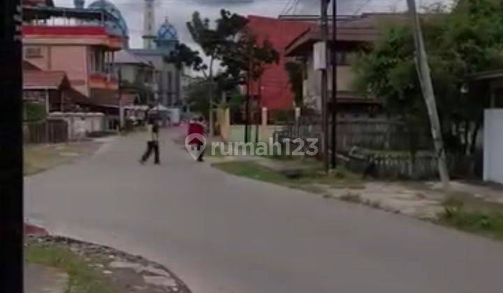 Rumah / Tanah Dijual (kategori Tanah Utk Dibangun Kembali) Rumah di Jl. Danau Jempang No. 45, Kelurahan Sungai Pinang Luar, Kota Samarinda, Kota Samarinda, Kalimantan Timur, Indonesia, 75117, Samarinda Kota SHM 2