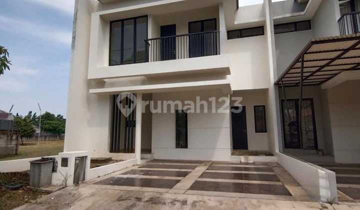 For Sale Ready-to-Occupy House In Fortune Belleza Area Bintaro