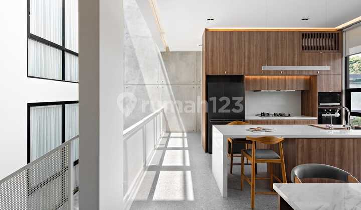 Luxury and Strategic House In Sutera Feronia Area, Alam Sutera 2