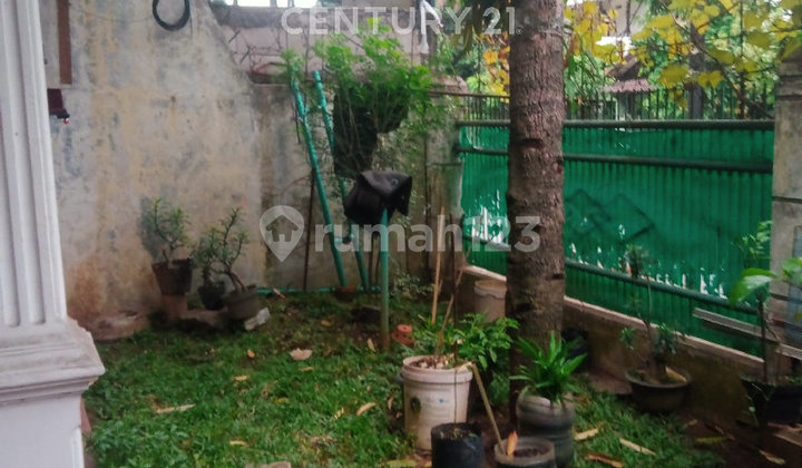 Rumah 2,5 Lantai Di Perumnas 2 Tangerang