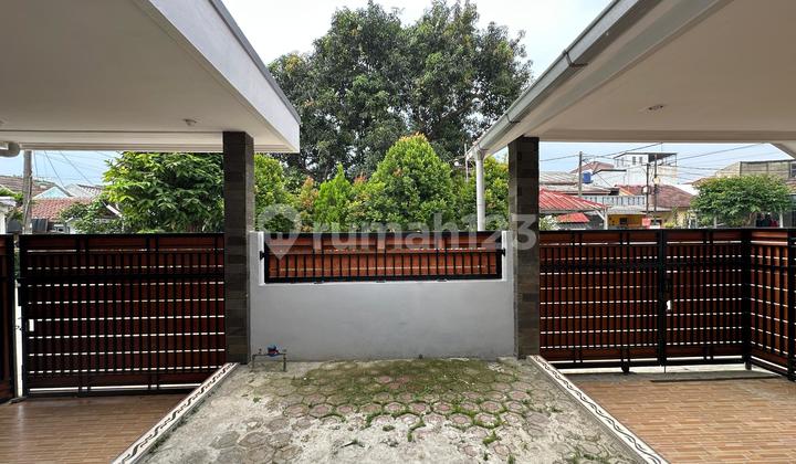 For Sale Secondhand House SHM Good Condition Jl. Cikaret Land Area 130 M2 2
