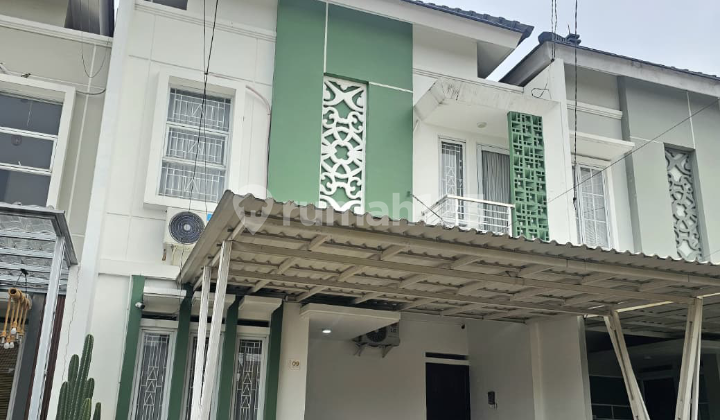 Modern Minimalist House Freehold Flood-Free Near Cibubur Toll Gate