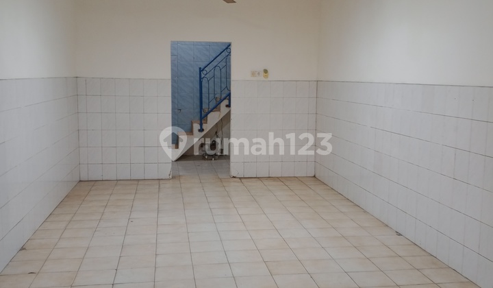 For Rent: 2-Story Shop House on Bogor Main Road 2