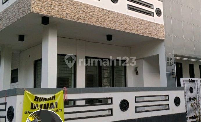 Luxurious 2-Story House In Excellent Condition