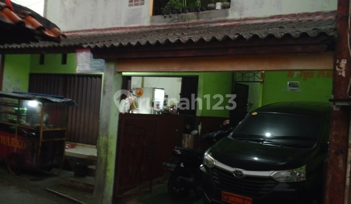 Rumah Kost Dekat Universitas Gunadarma & Universitas Indonesia& Rumah Kost Dekat Universitas Gunadarma & Universitas Indonesia&