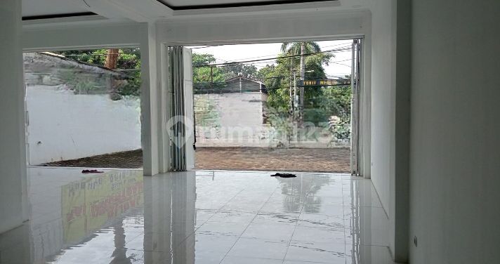 Attached Shop For Rent 3 Floors Spacious Parking Very Strategic Location