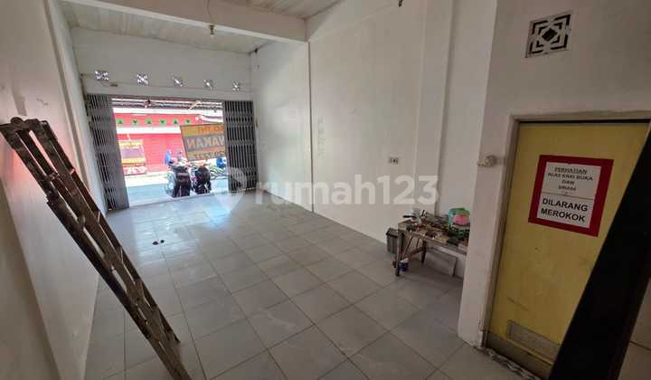 2-Story Shop House for Rent, Flood-Free in Mekarsari Cimanggis Depok 2