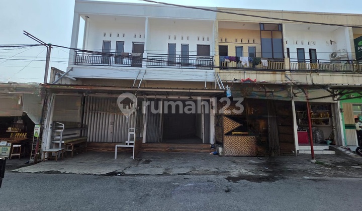 2-Story Shop House for Rent, Flood-Free in Mekarsari Cimanggis Depok 1