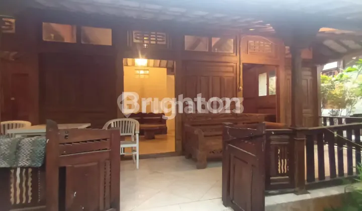 Joglo House near the Beach