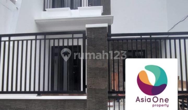 Rumah 2 Lantai di Rawamangun