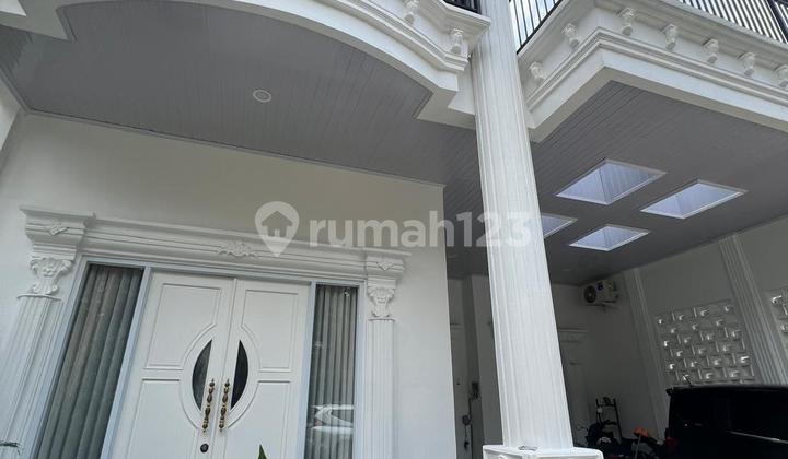 Classic Style Luxury House With Private Pool SHM In Bukit Golf Hijau Cluster Sentul City Bogor