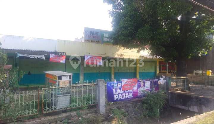 ruko pusat kota Cirebon jalan Tuparev, harga nego ruko pusat kota Cirebon jalan Tuparev, harga nego