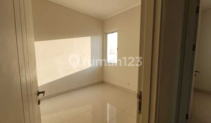 Turun Harga! Rumah Baru 2 Lt Vivacia Eminent Bsd