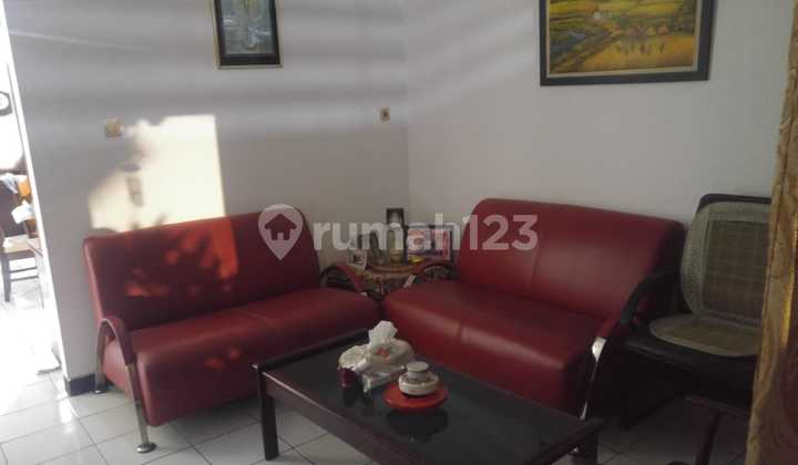 Harga Turun! Rumah SHM Prime Kebayoran Lama 300 M² 2